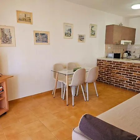 Glyfada Beachfront House Ab3g Hébergement de vacances